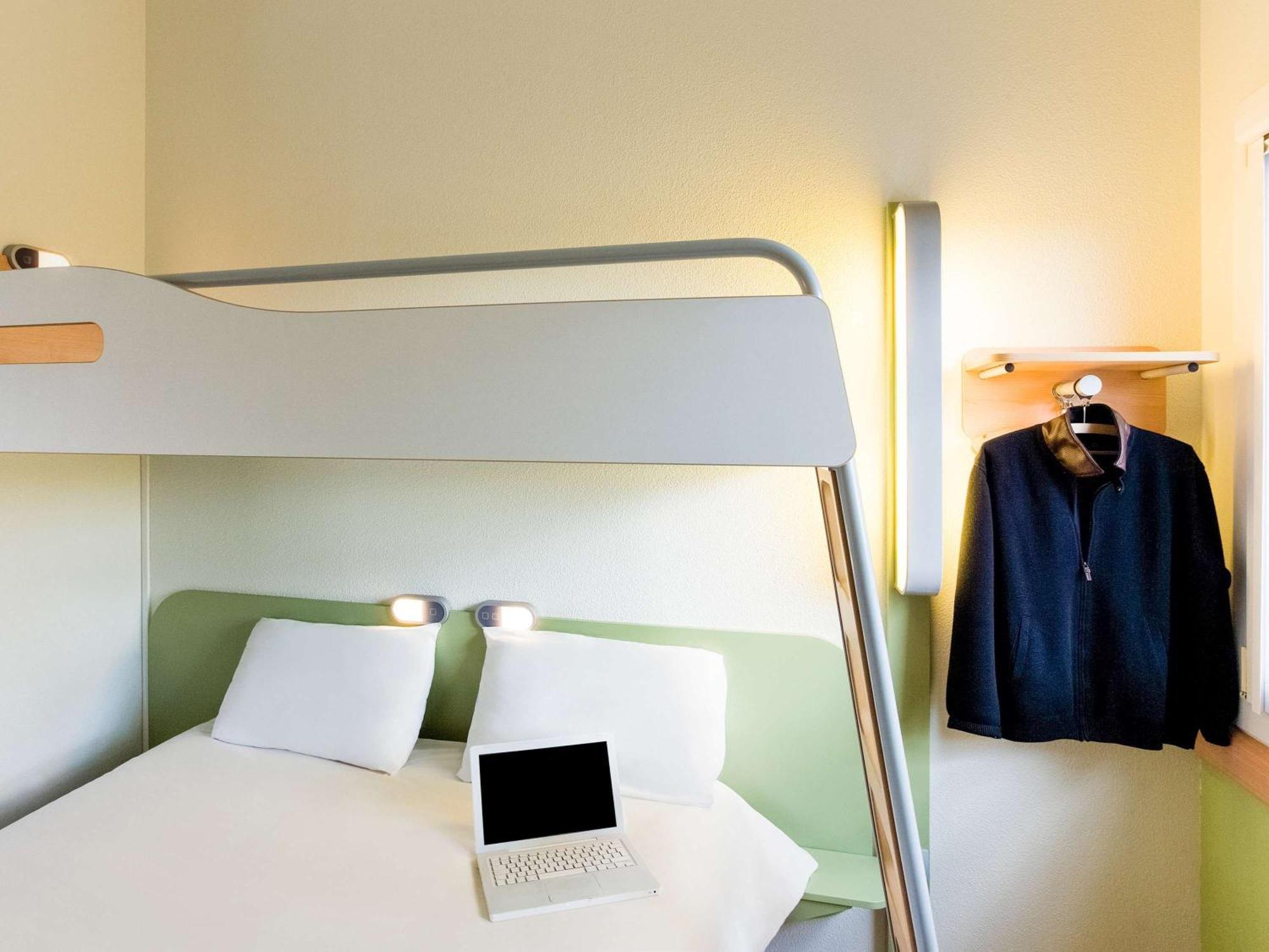 Ibis Budget Bilbao Arrigorriaga Esterno foto